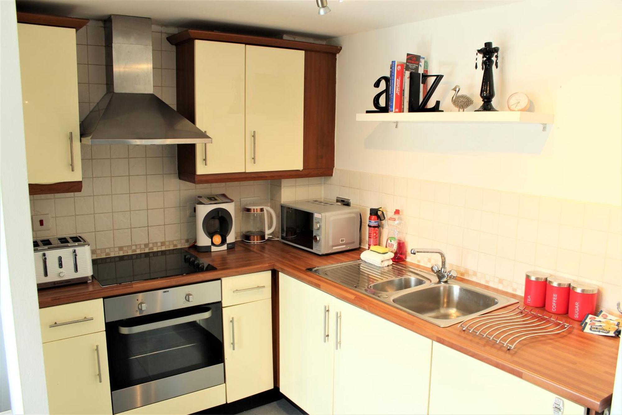 Empire Serviced Apartments Хинкли Екстериор снимка